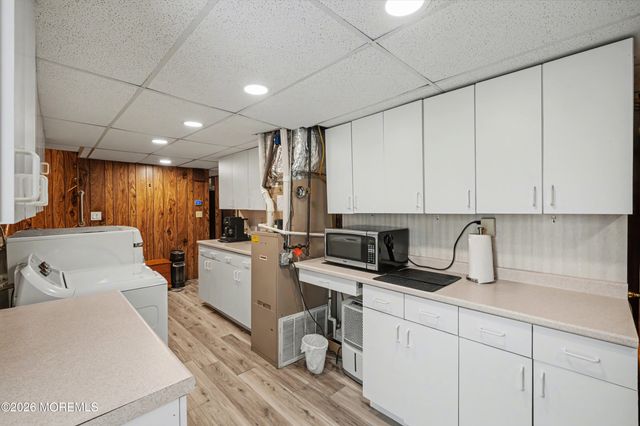 1301 Oakdale Street, Toms River, NJ 08757