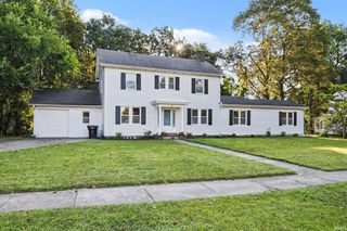 1744 Kessler Boulevard, South Bend, IN 46616
