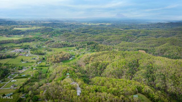 1620 Chinquapin Grove Road, Bluff City, TN 37618