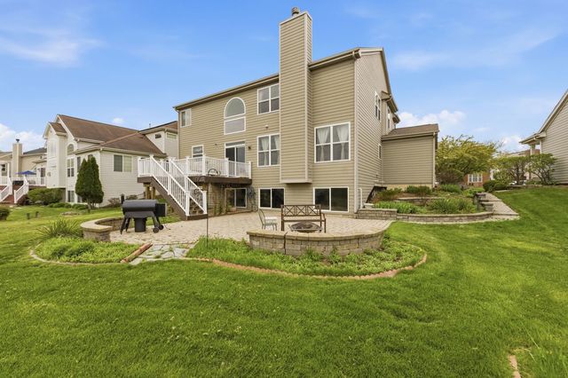 2915 Kelly Drive, Elgin, IL 60124