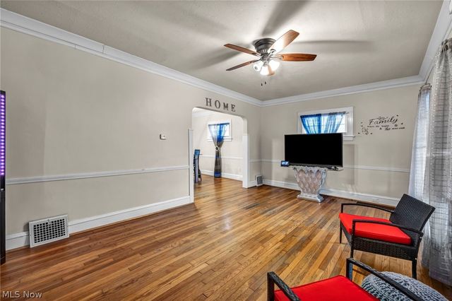 3499 W 123rd Street, Cleveland, OH 44111