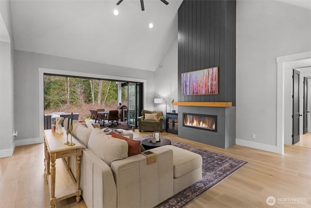 20303 44th Avenue NW, Stanwood, WA 98292