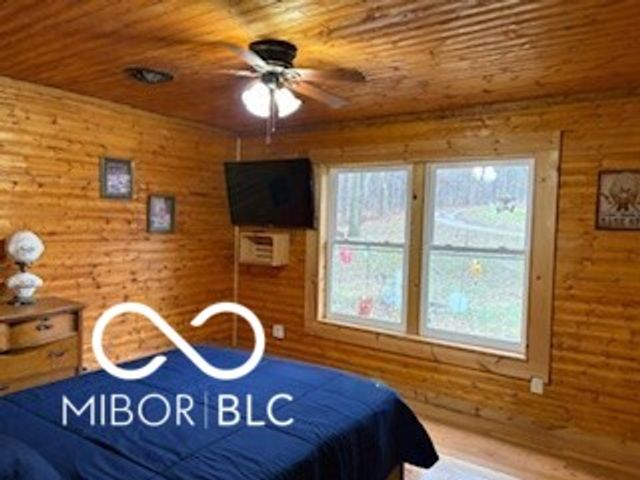 1355 N County Road 375 Road W, Greencastle, IN 46135