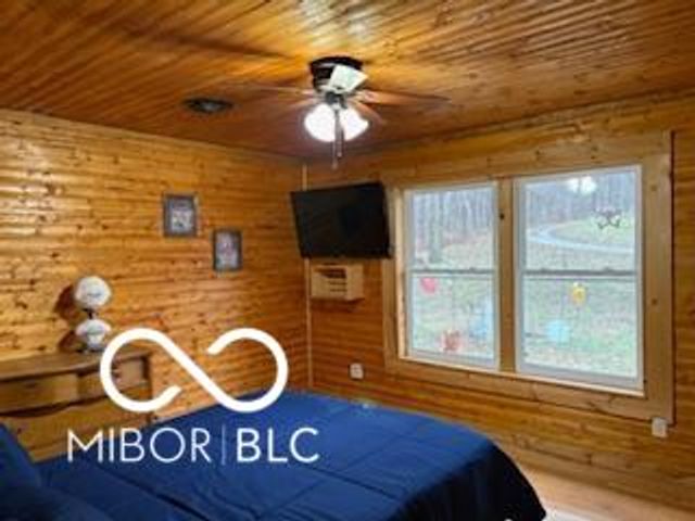 1355 N County Road 375 Road W, Greencastle, IN 46135
