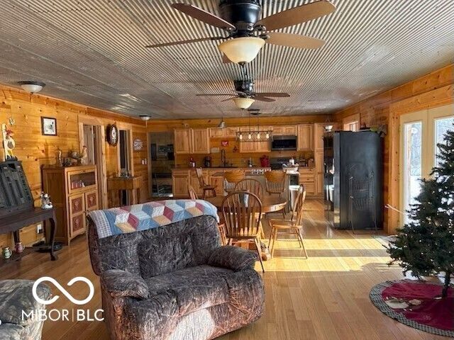 1355 N County Road 375 Road W, Greencastle, IN 46135