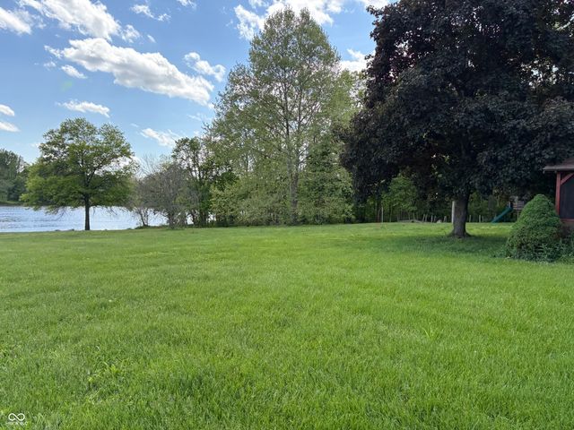 1355 N County Road 375 Road W, Greencastle, IN 46135