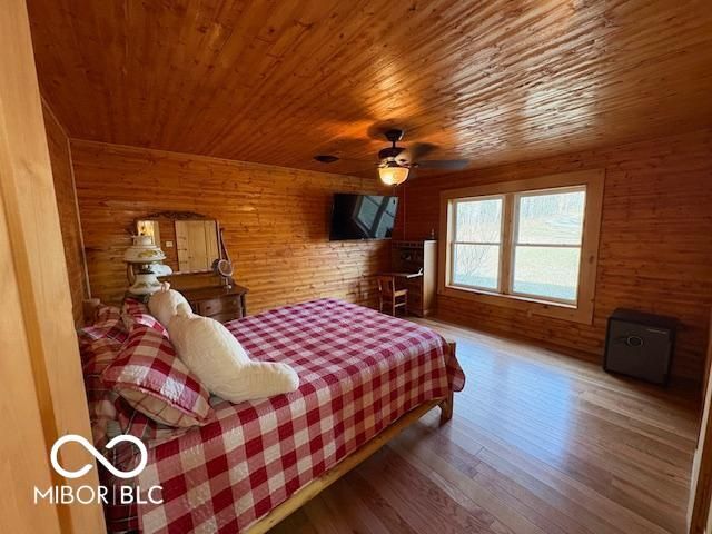 1355 N County Road 375 Road W, Greencastle, IN 46135