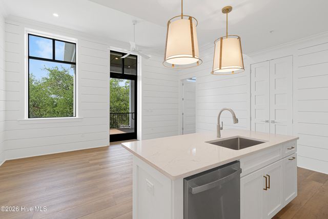 805 Mulberry Street Unit 207, Beaufort, NC 28516