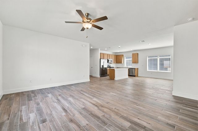 204 Ashby DR, Hutto, TX 78634