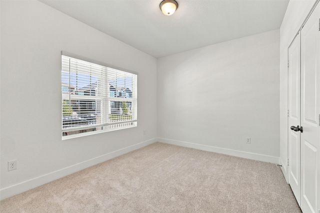 204 Ashby DR, Hutto, TX 78634