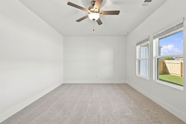 204 Ashby DR, Hutto, TX 78634