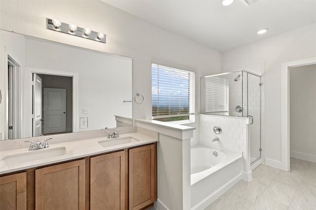 204 Ashby DR, Hutto, TX 78634