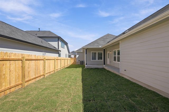 204 Ashby DR, Hutto, TX 78634