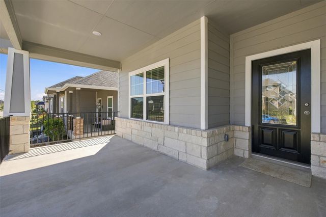 204 Ashby DR, Hutto, TX 78634