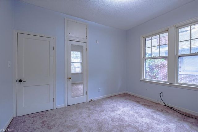 1616 Queen Street, Winston-salem, NC 27103