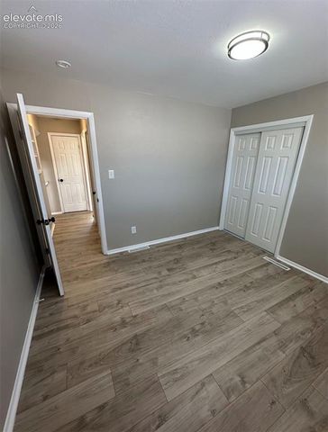 2717 King Street, Colorado Springs, CO 80904