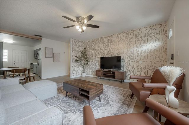 6910 S MACDILL AVENUE C, Tampa, FL 33611
