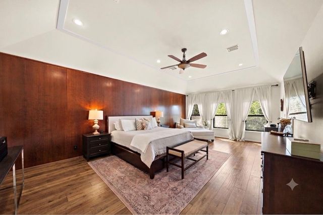 5339 Mcculloch Circle, Houston, TX 77056