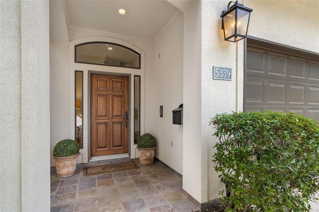 5339 Mcculloch Circle, Houston, TX 77056