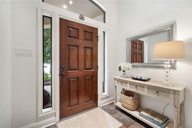 5339 Mcculloch Circle, Houston, TX 77056