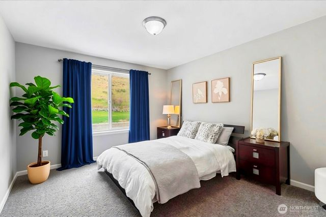 6422 Cowiche Canyon Lane, Yakima, WA 98908