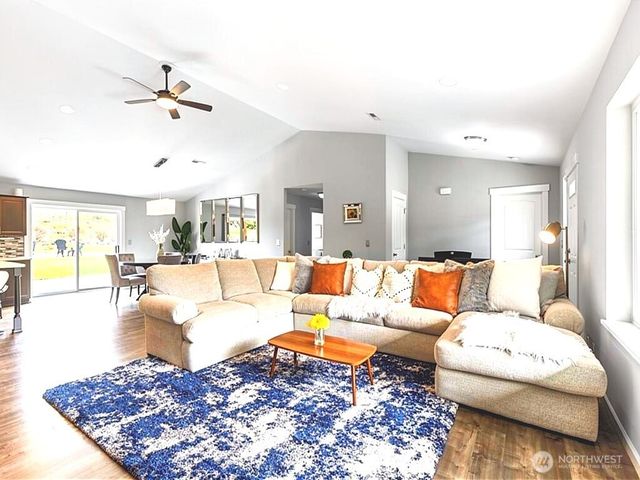 6422 Cowiche Canyon Lane, Yakima, WA 98908