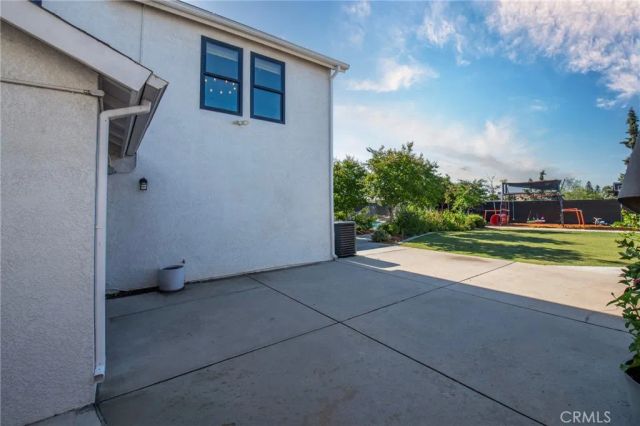 2064 Spruce, Clovis, CA 93611