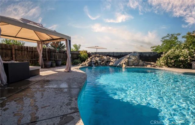 2064 Spruce, Clovis, CA 93611
