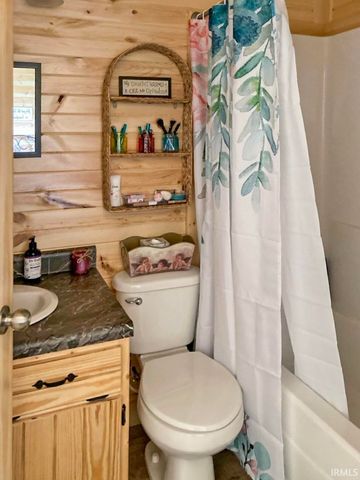 5184 E County Road 100 N, Frankfort, IN 46057