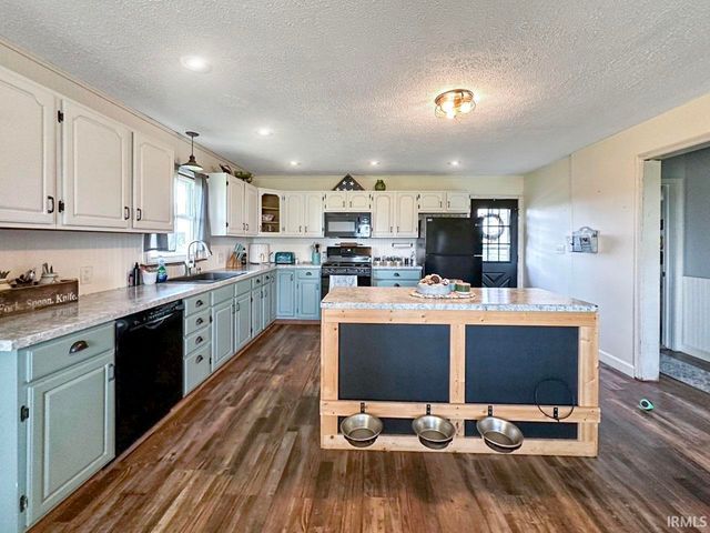 5184 E County Road 100 N, Frankfort, IN 46057