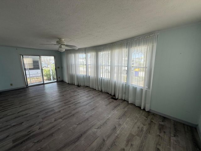 7089 SE Bluebird Circle, Hobe Sound, FL 33455