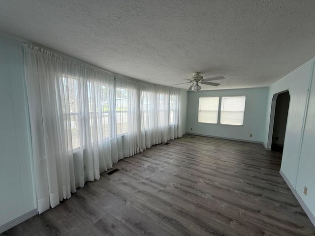7089 SE Bluebird Circle, Hobe Sound, FL 33455