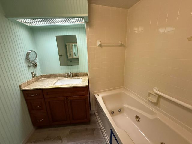 7089 SE Bluebird Circle, Hobe Sound, FL 33455