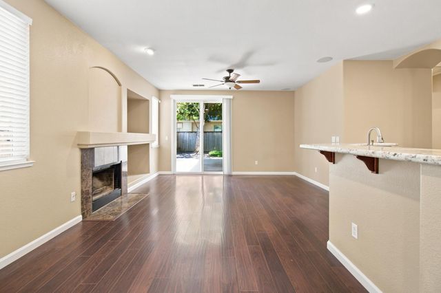 2192 New Hampshire Way, Sacramento, CA 95835