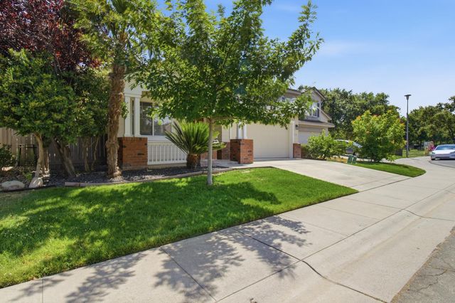 2192 New Hampshire Way, Sacramento, CA 95835