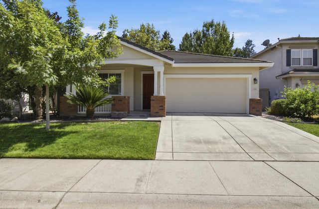 2192 New Hampshire Way, Sacramento, CA 95835