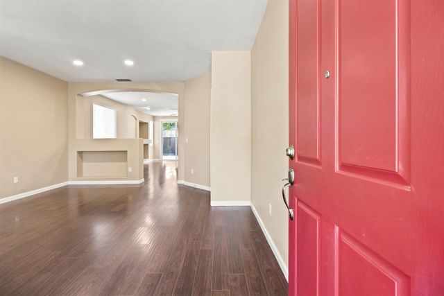 2192 New Hampshire Way, Sacramento, CA 95835