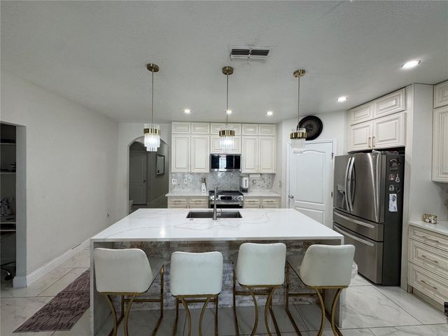 5746 MARSH LANDING DRIVE, Winter Haven, FL 33881