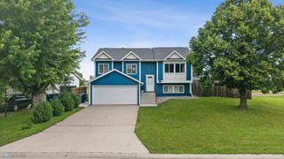 3318 Village Green Drive, Moorhead, MN 56560