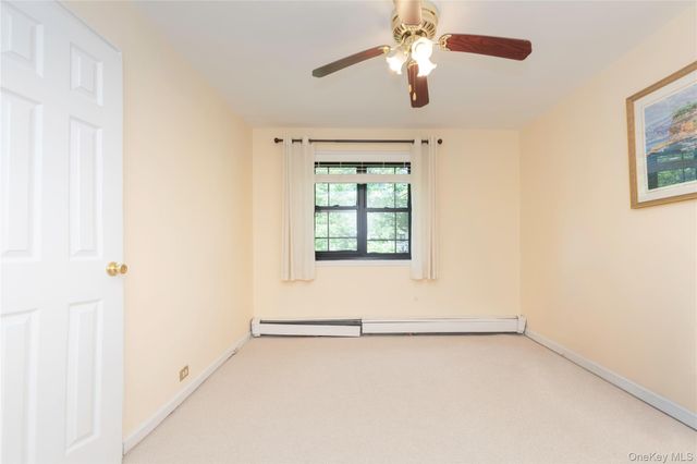 1263 California Road 2R, Eastchester, NY 10709