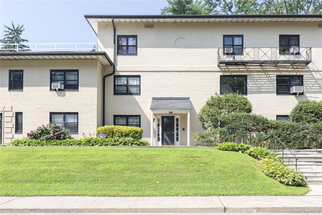 1263 California Road 2R, Eastchester, NY 10709 — photo 2