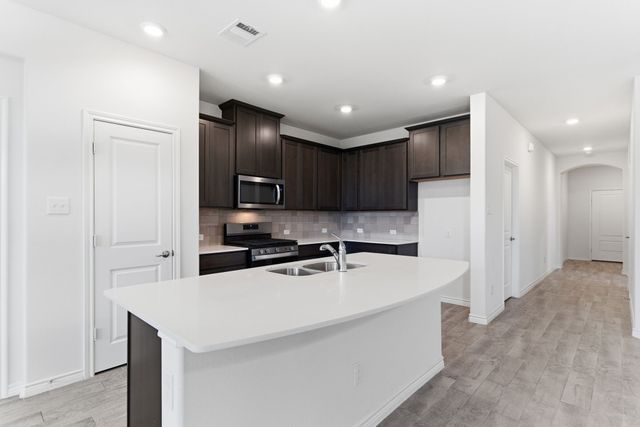 2825 Jasper Trail, Aubrey, TX 76227