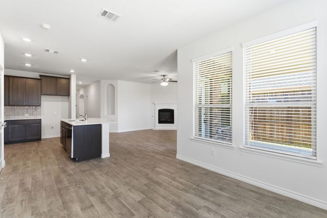 2825 Jasper Trail, Aubrey, TX 76227
