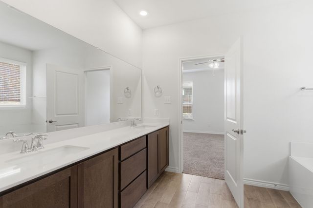 2825 Jasper Trail, Aubrey, TX 76227