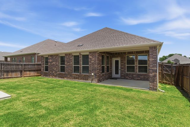 2825 Jasper Trail, Aubrey, TX 76227