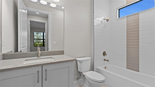 18139 CRESSWIND TERRACE, Lakewood Ranch, FL 34211