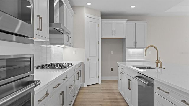 18139 CRESSWIND TERRACE, Lakewood Ranch, FL 34211