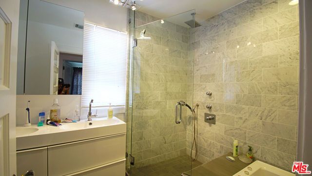 1722 Nichols Canyon Road, Los Angeles, CA 90046