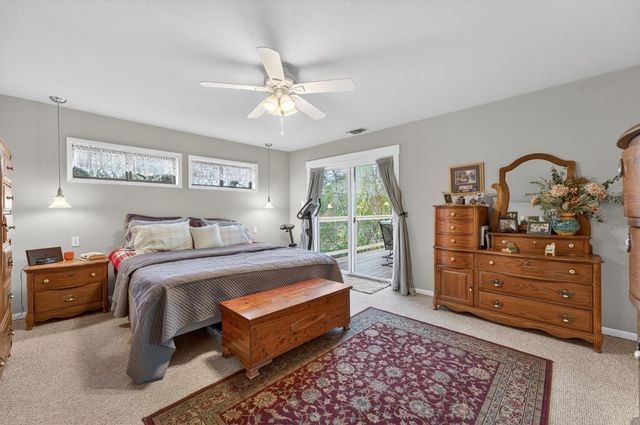 12887 Torrey Pines Dr, Auburn, CA 95602