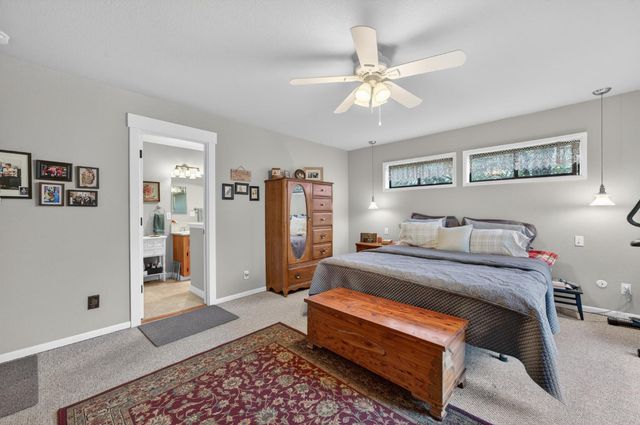 12887 Torrey Pines Dr, Auburn, CA 95602